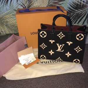 OnTheGo MM Bicolor Monogram